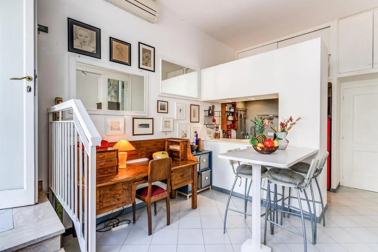 Cozy Flat In Vatican Area With Private Terrace Rome