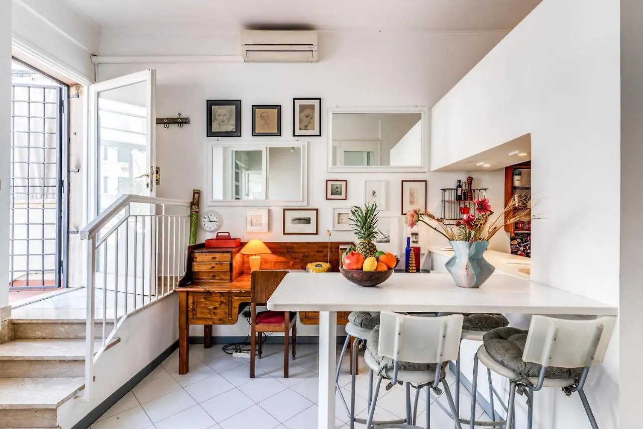 Cozy Flat In Vatican Area With Private Terrace Rome Apartment